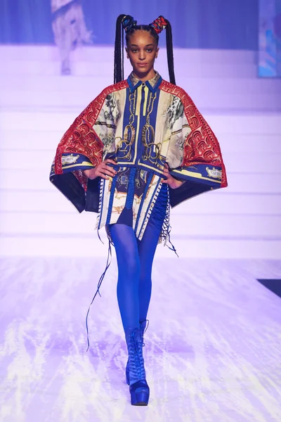 Look 94